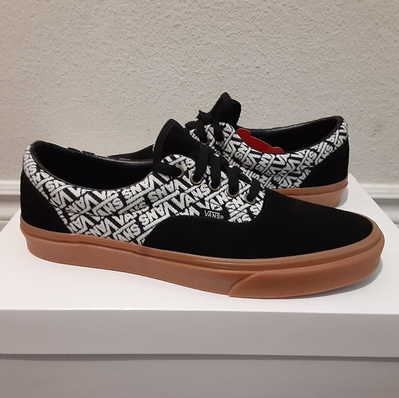 Vans - Picture 1 of 4